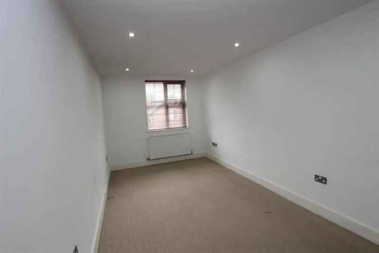 2 Bedroom Apartment Albert Road Gated Development