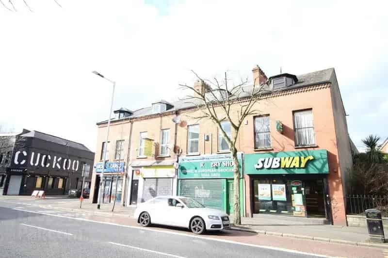 2 Bedroom Apartment Lisburn Road Modern Kitchen and Bathroom