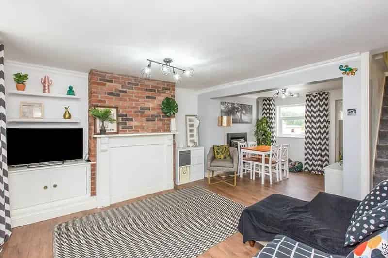 2 Bedroom Mid Terrace House to Rent Northwich Cheshire