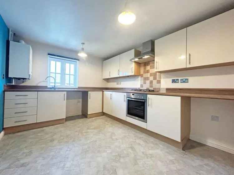 2 Bed Maisonette For Sale - Ideal First Time Buy Or Investment