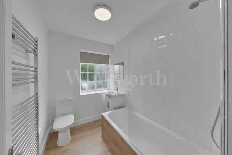 2 Bedroom Flat in Temple Fortune London