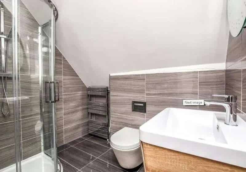 5 Bed House Tenanted Flats Investment Opportunity