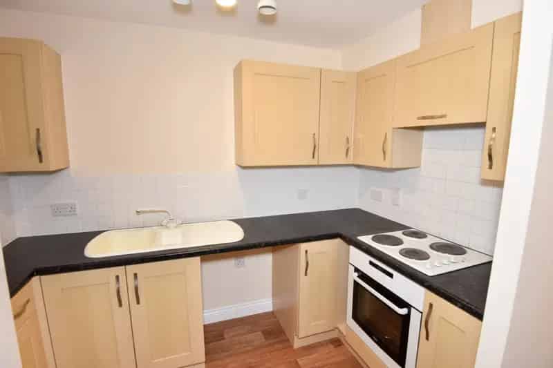 2 Bedroom Flat To Rent