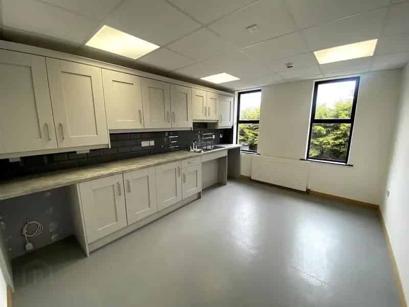 Modern Office Space for Lease in Fortwilliam Business Park