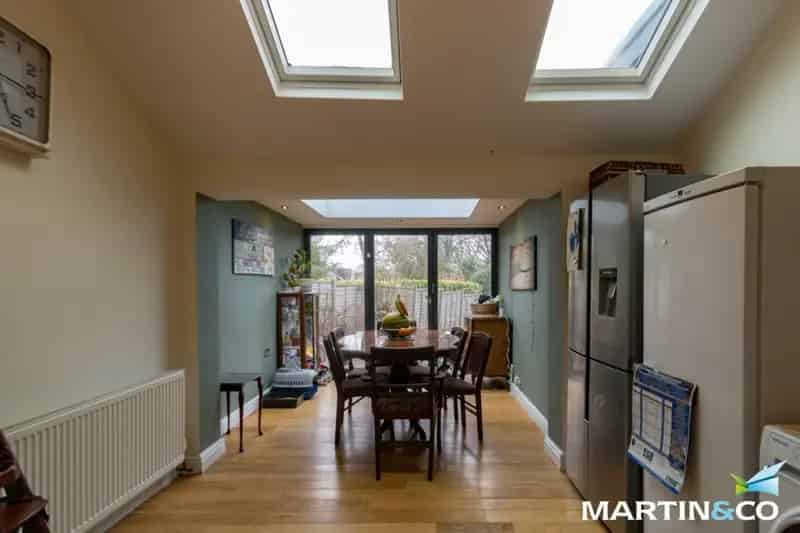5 Bedroom House For Sale