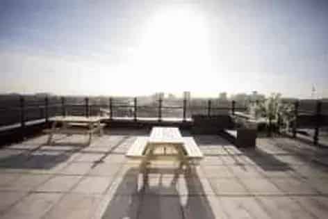 1 Bedroom Flat 76m² Cardiff Stunning Views