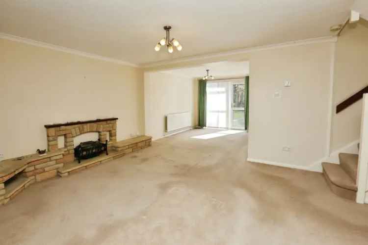 Three Bedroom Link Detached House Boyatt Wood Eastleigh