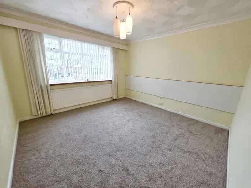 2 Bed Detached Bungalow For Sale