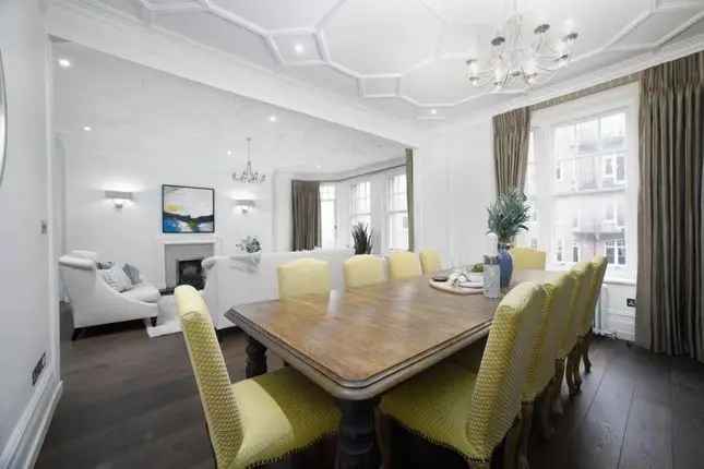 Flat for sale in Oakwood Court, Abbotsbury Road, Kensington W14