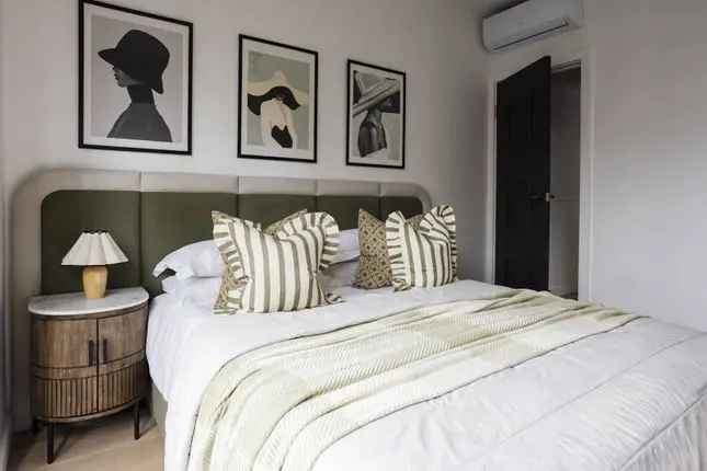 Maisonette to rent in Barclay Road, Fulham Broadway, London SW6