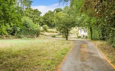 Spacious Period Property with 3.3-Acre Paddock Near Ashburton