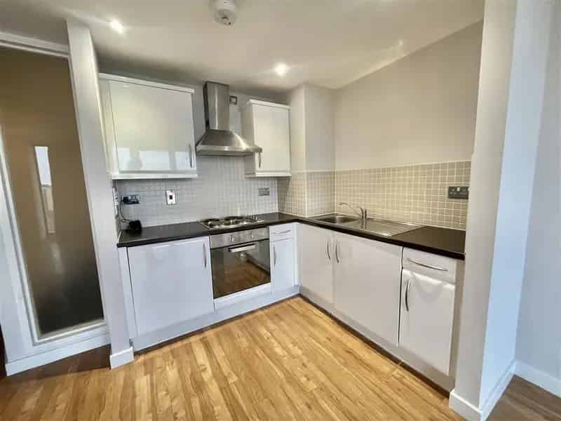 Stunning One Bedroom Apartment Near Nottingham Train Station