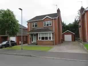 3 Bed Detached House Waringstown - Modernisation Opportunity