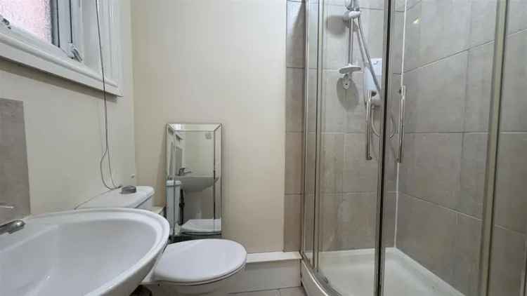 1 Bedroom Studio House to Rent Near City Center