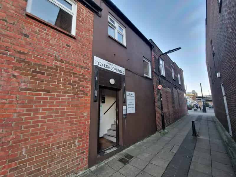 Waterlooville Office Storage Unit Short Long Term Rental
