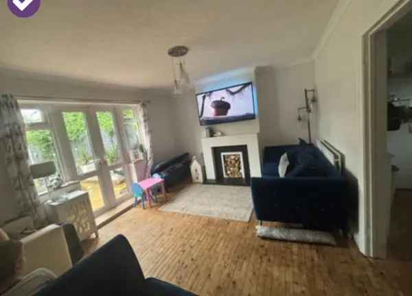 House For Rent in Borough of Spelthorne, England