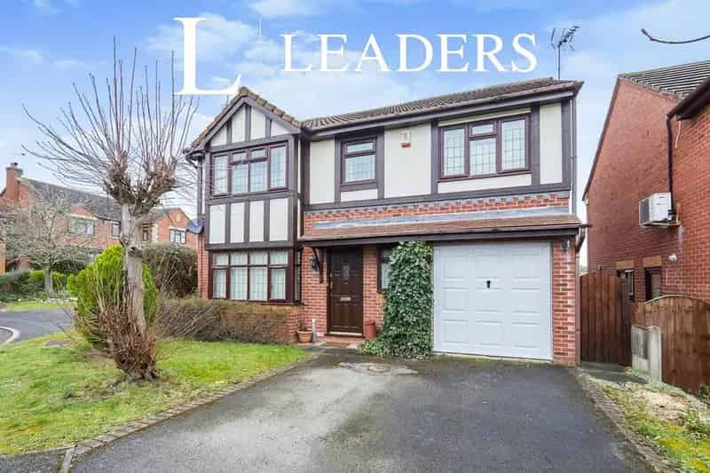 4 Bedroom Detached House to Rent Littleover