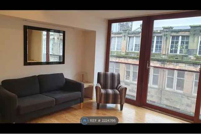 Flat to rent in Mitchell Street, Glasgow G1