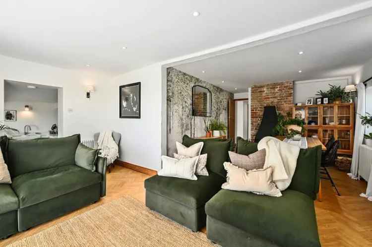 3 Bedroom Detached House Rye East Sussex