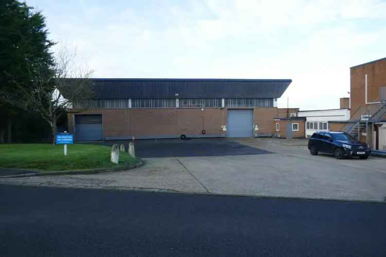 Freehold Detached Building 1.19 Acres Warehouse Office Ample Parking
