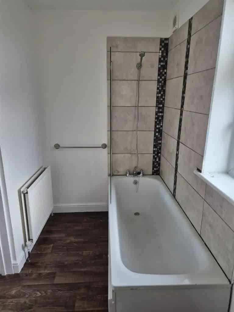 2 Bedroom Flat Available May 1st 2025