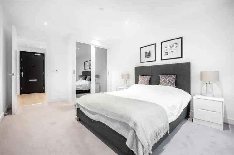 1 Bedroom Apartment in Canary Wharf Heritage Tower