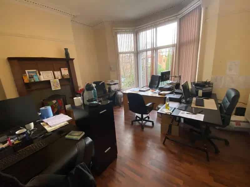 10 Bedroom Semi-Detached House for Sale in Moseley Village