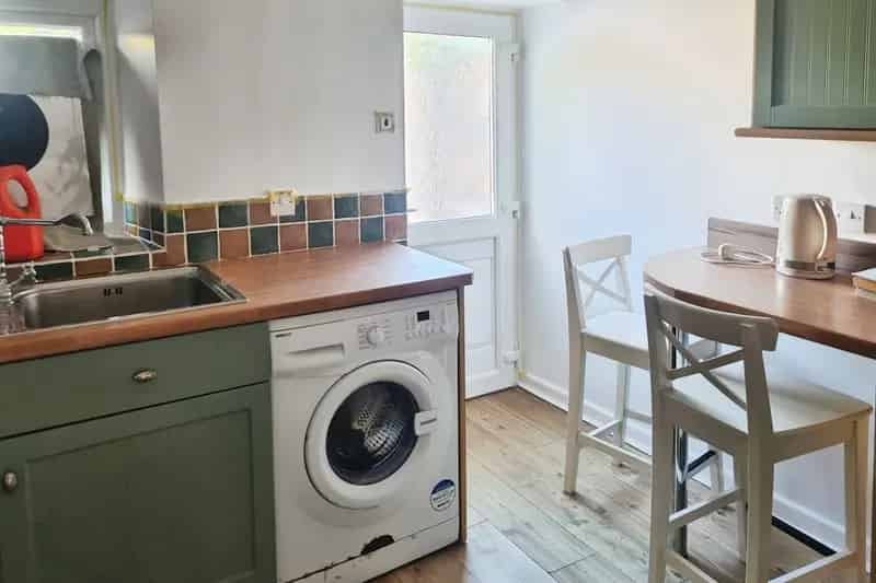 One Bedroom Cottage Galgate Spacious Lounge Large Garden Off Road Parking
