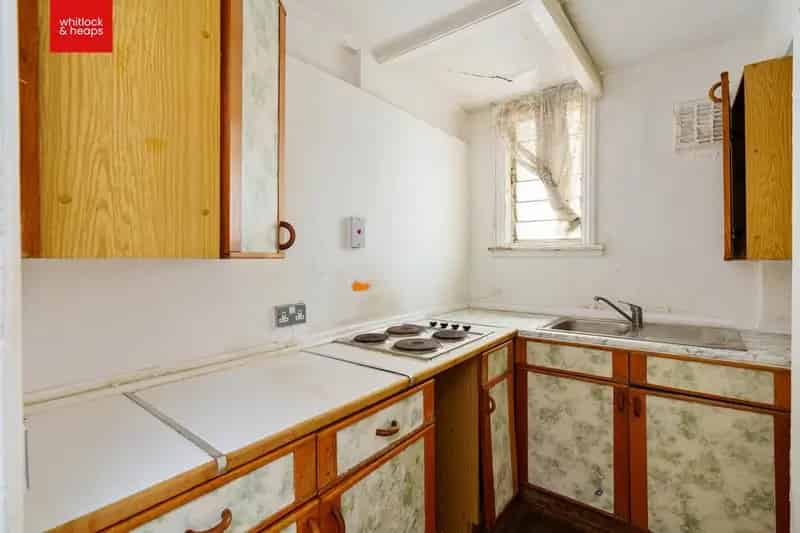Ground Floor Studio Flat Near Hove Seafront