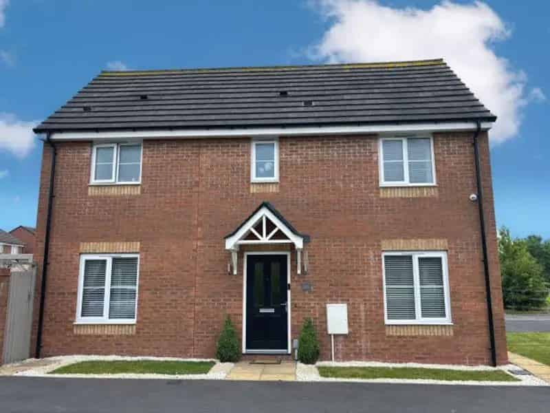 3 Bedroom End Terrace House For Sale Birmingham