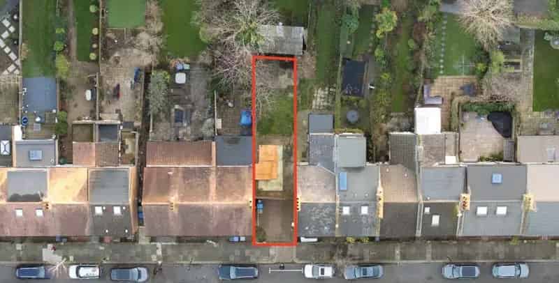 88 sq m Freehold Plot of Land Development Opportunity