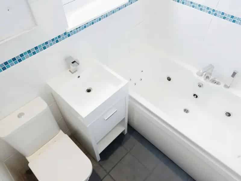 2 Bedroom Mid Terrace House for Sale Sharlston Common WF4