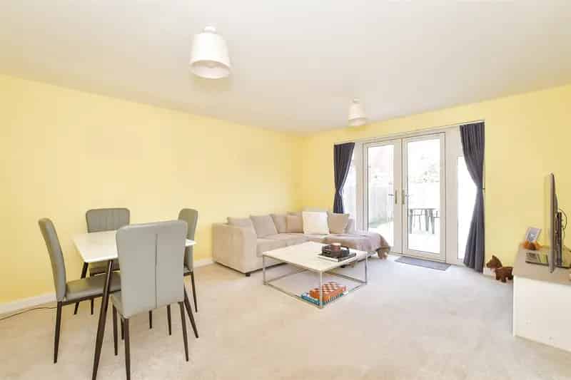 2 Bedroom Semi-Detached House for Sale Near Chichester