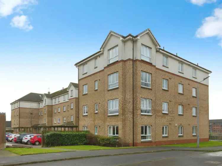 Two Bedroom Apartment in Yoker Glasgow with River Views