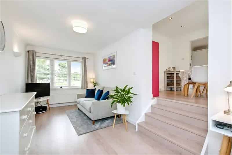 3 Bed Semi Detached House Bonaly Panoramic Views