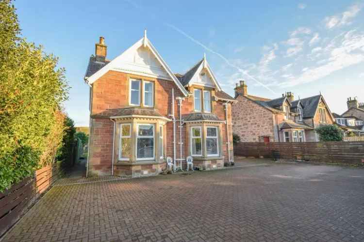 6 Bedroom Detached House for Sale in Ballifeary