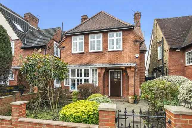 Edwardian House for Sale Near Earlsfield Station