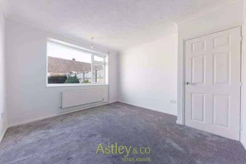 2 Bed Semi-Detached Bungalow For Sale No Onward Chain