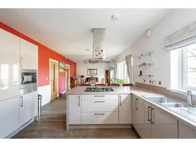 6 Bedroom Detached House For Sale in Ratho