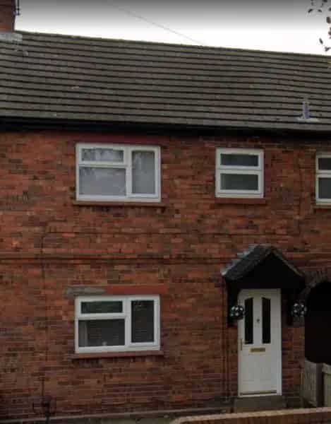 3 Bedroom House Near Schools - Parking Available