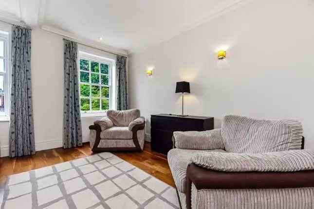 Flat to rent in Montagu Square, Marylebone, London W1H