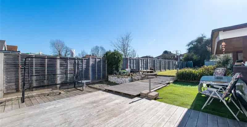 3 Bedroom Bungalow for Sale in Maidstone