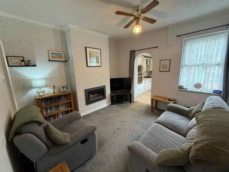 2 Bedroom Terrace House For Sale Near Amenities and Train Station