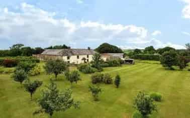 Spacious Farmhouse with Annex and Planning Permission for 7 Properties
