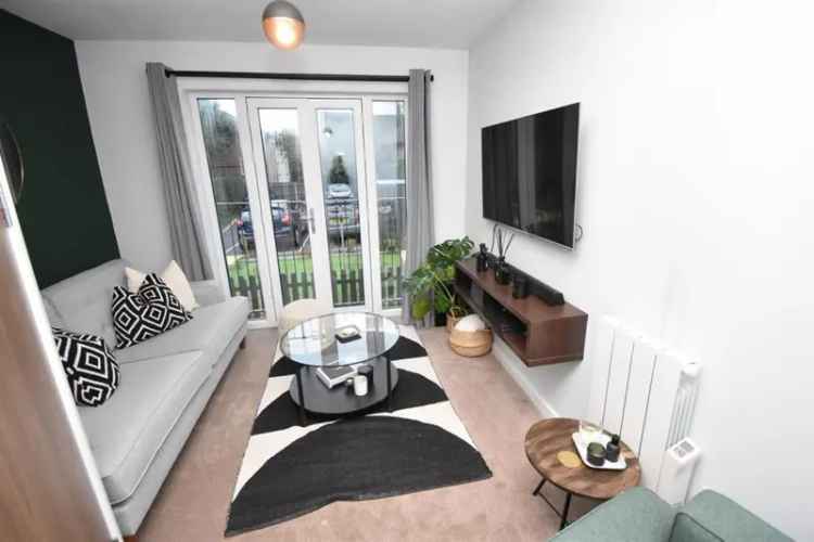 2 Bedroom Maisonette For Sale Gated Parking Balconies