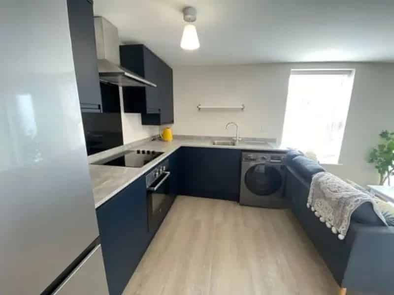 2 Bedroom Apartment House to Rent