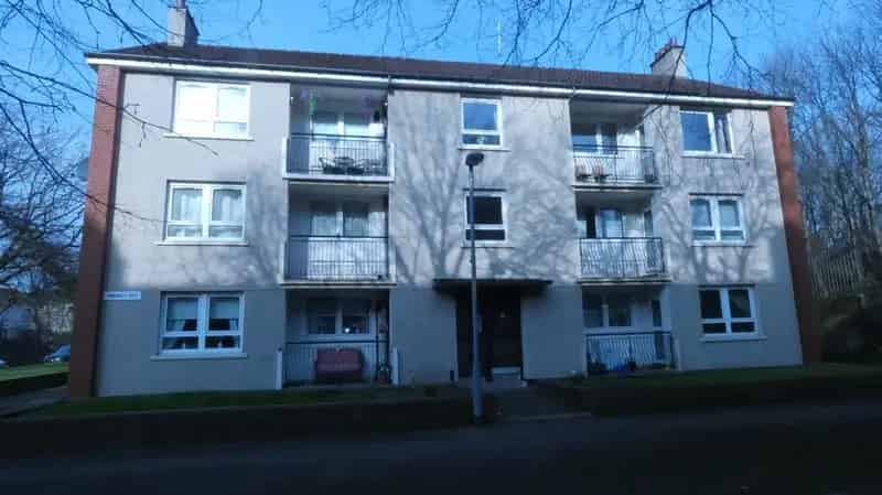 2 Bedroom Flat to Rent Available July 7th 2025