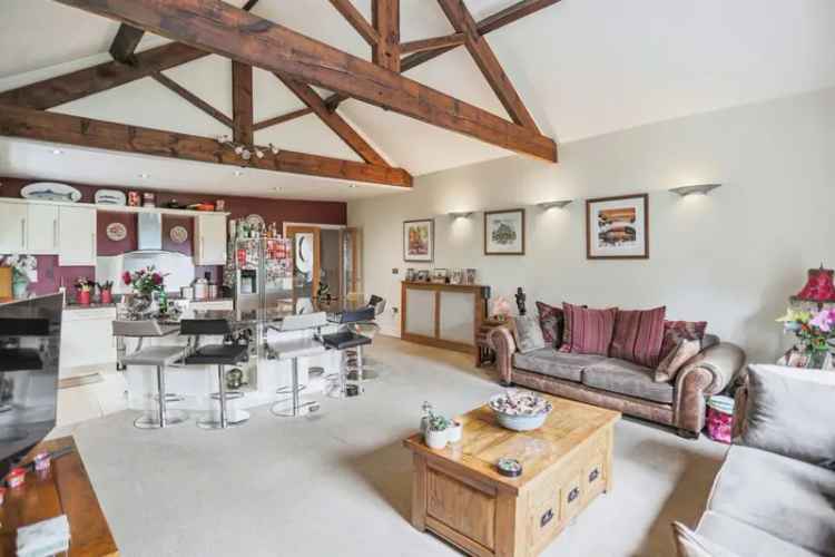 Spacious Three Bedroom Apartment near Harrogate Stray