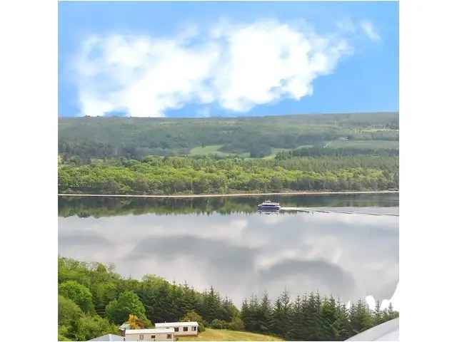 2 Bedroom Chalet with Loch Ness Views