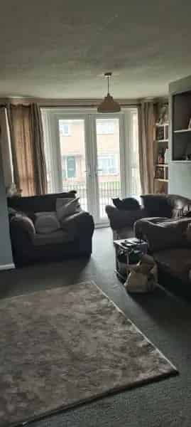 Large First Floor Flat Two Double Bedrooms Storage Shed